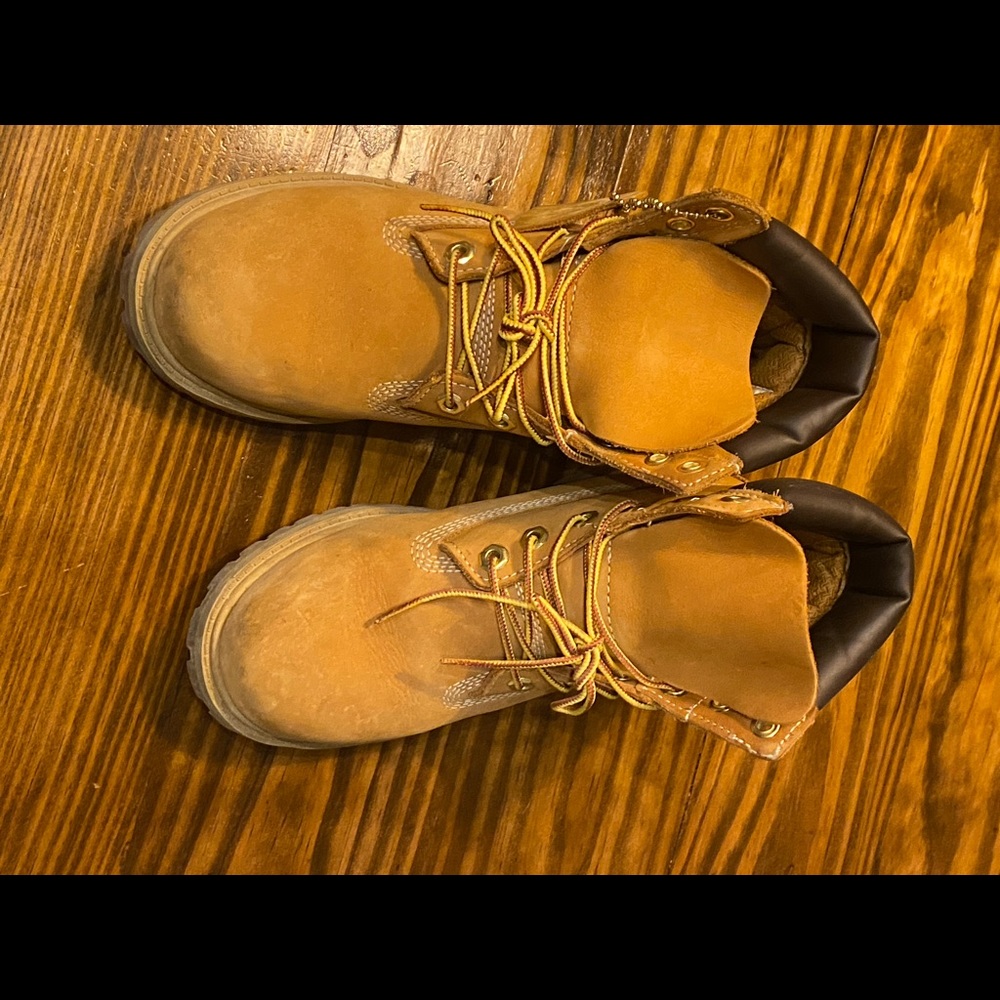 Boys Timberland boots